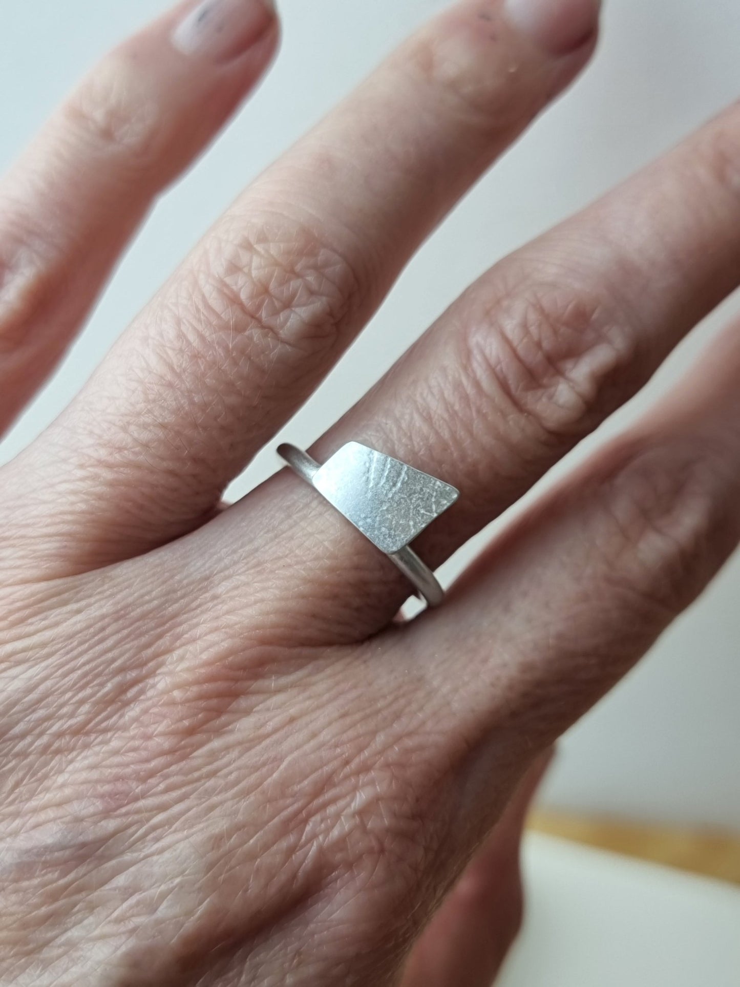 Frosted lace ring - The Studio at Wirksworth