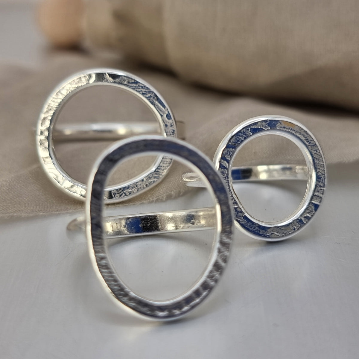 Lace circle ring