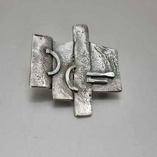 'The spirit of the town' brooch: The Wirksworth Collection - The Studio at Wirksworth